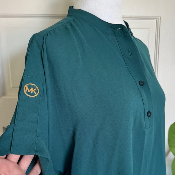 NWT MICHAEL KORS Petite Large Atlantic Blue Roll-Tab Blouse - Picture 9 of 12